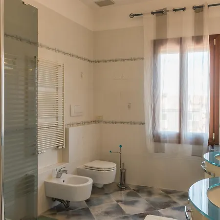 Δωμάτια σε οικογενειακή κατοικία Acqua Azzurra